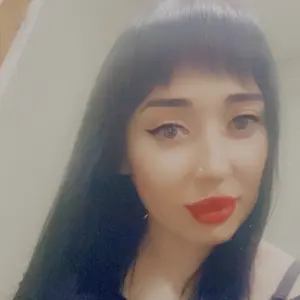 Я Алена, 31, из Брянска, ищу знакомство для приятного времяпровождения