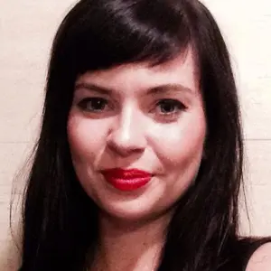 Я Лариса, 25, из Сертолова, ищу знакомство для регулярного секса