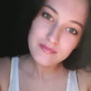 Я Анна, 20, из Калтана, ищу знакомство для общения
