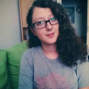 Я Тамара, 18, из Магаса, ищу знакомство для постоянных отношений