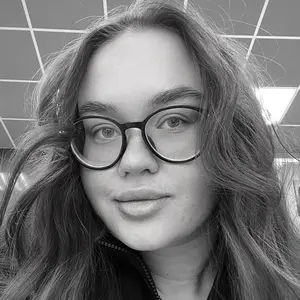 Я Маргарита, 22, из Тегерана, ищу знакомство для совместных путешествий