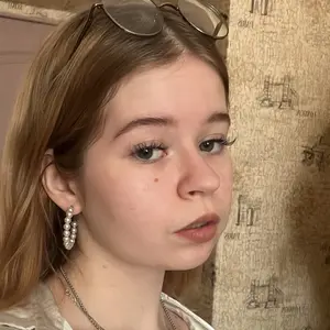 Я Анастасия, 18, из Костромы, ищу знакомство для секса на одну ночь