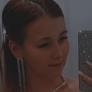 Я Ксения, 21, знакомлюсь для без обязательств в Усолье-Сибирском