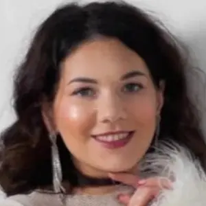 Я Мари, 37, знакомлюсь для совместных путешествий в Санкт-Петербурге