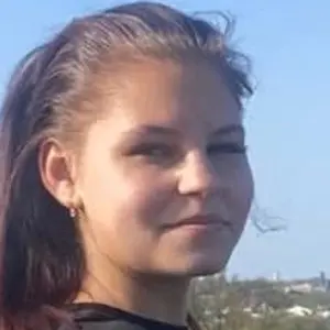 Я Снежа, 22, знакомлюсь для вирт в Москве