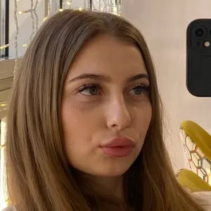 Элла из Краснодара, ищу на сайте на одну ночь