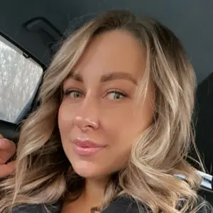 Elena из Москвы, ищу на сайте постоянные отношения
